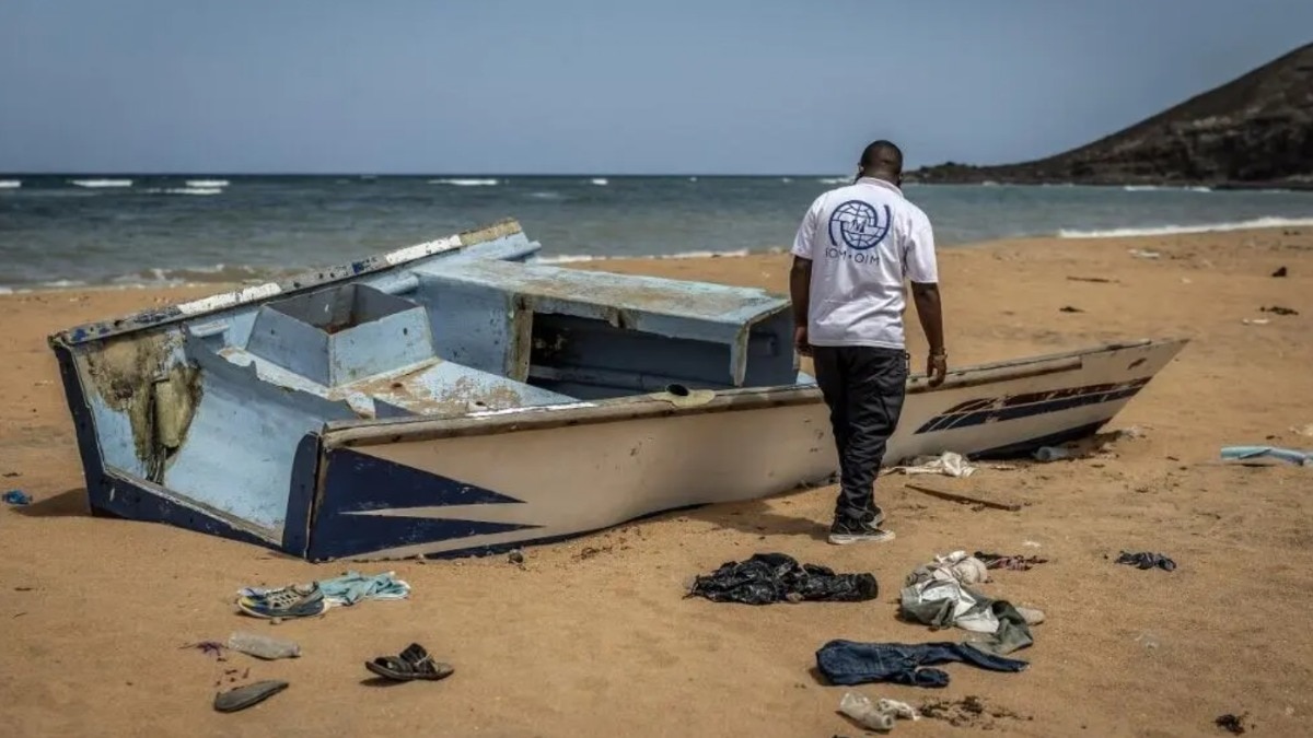 Migrant boat capsizes off Djibouti; over 100 feared dead