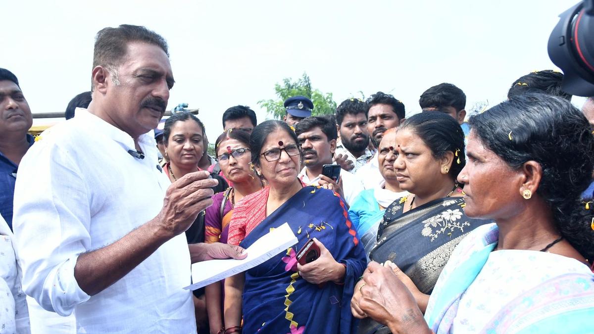 Actor Prakash Raj launches resistance tour against SIR process in Karnataka
