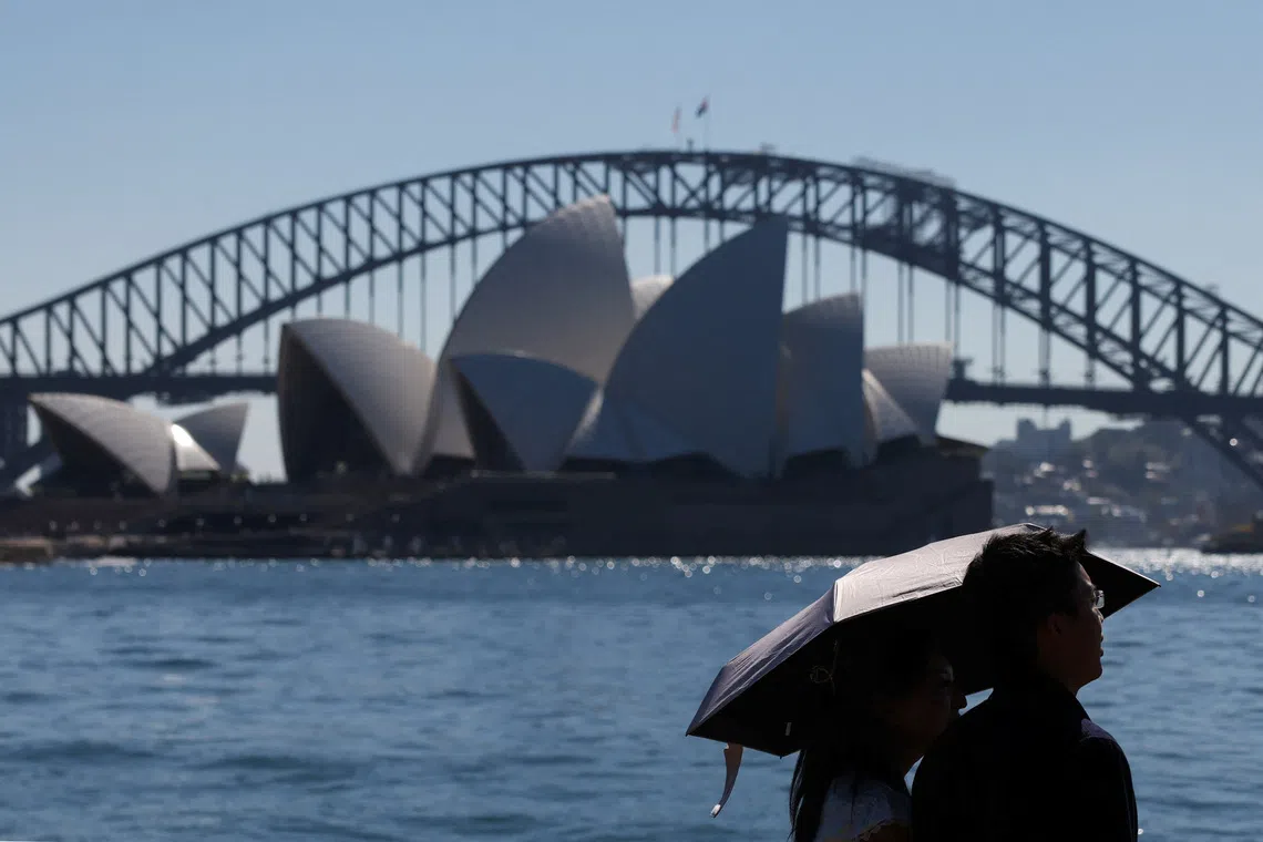 Sydney faces extreme bushfire risk amid spring heat wave