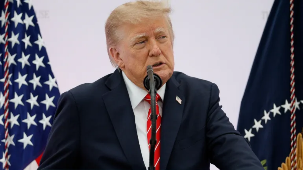 Trump reschedules Iowa, Kansas rallies to Sunday after initial cancellations