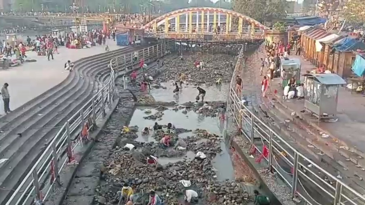 Ganges Canal closure disrupts pilgrims at Haridwar's sacred ghats