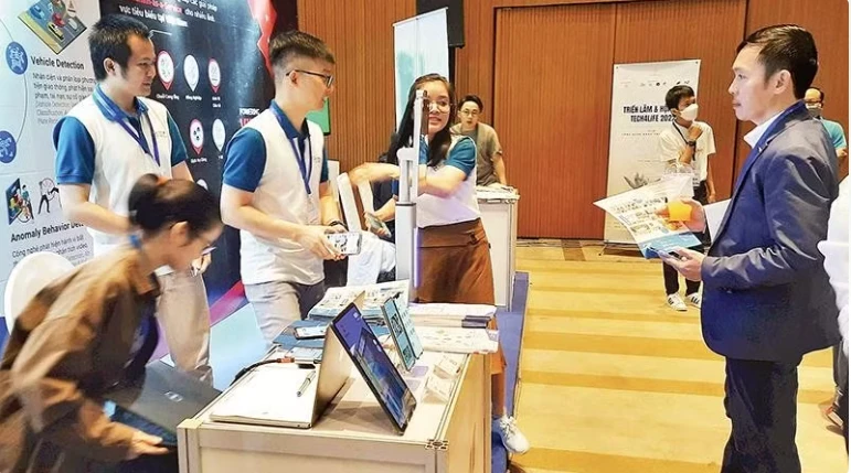 TP.HCM triển khai biện pháp hỗ trợ chuyển đổi số cho doanh nghiệp vừa và nhỏ