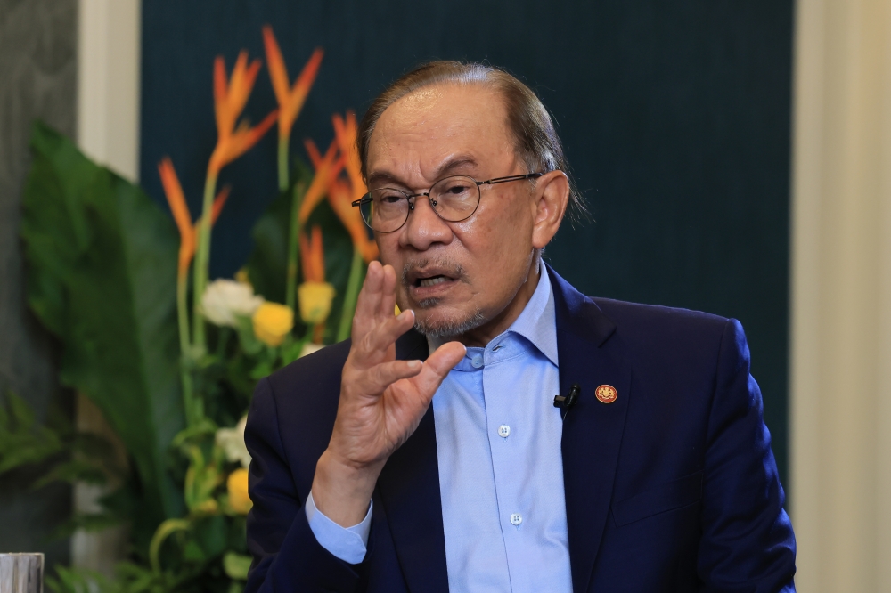 PM Anwar flags corporate sales tied to political pressure in transparency drive