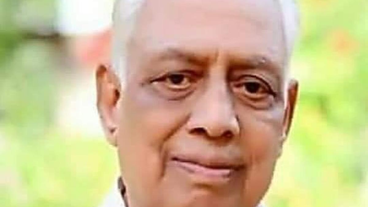 Shivanand Koujalagi, Karnataka's former minister and MP, passes away