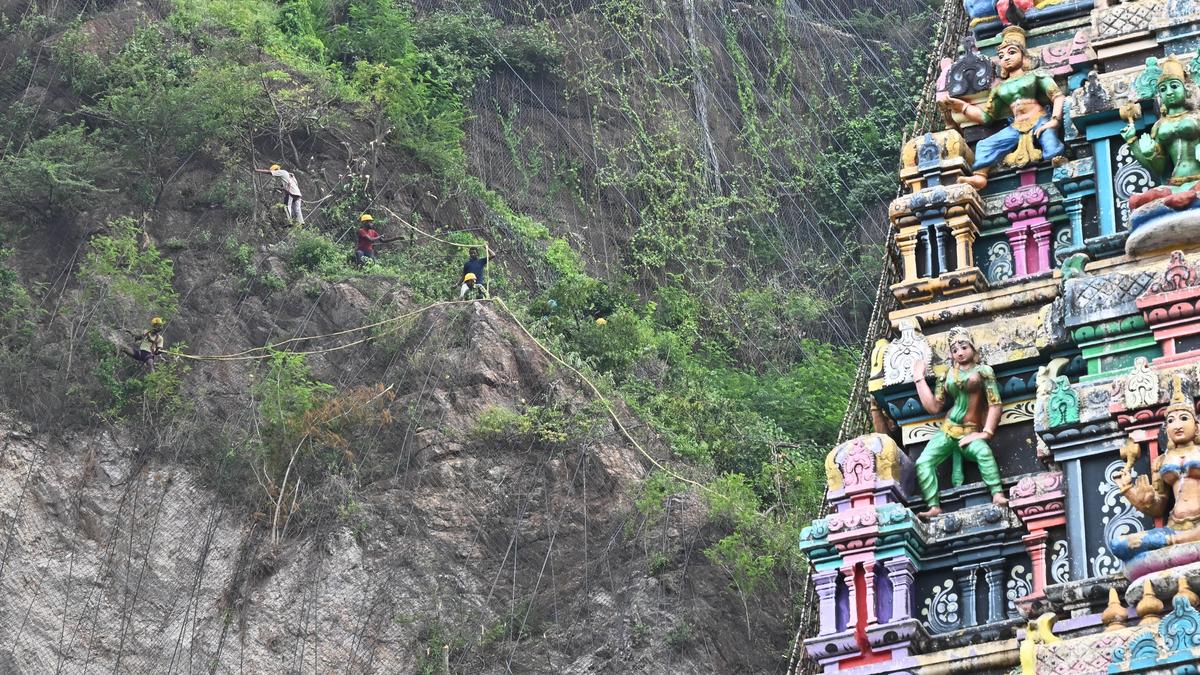 Vijayawada's Kanaka Durga Temple Sets Ten-Day Dasara Festival Schedule