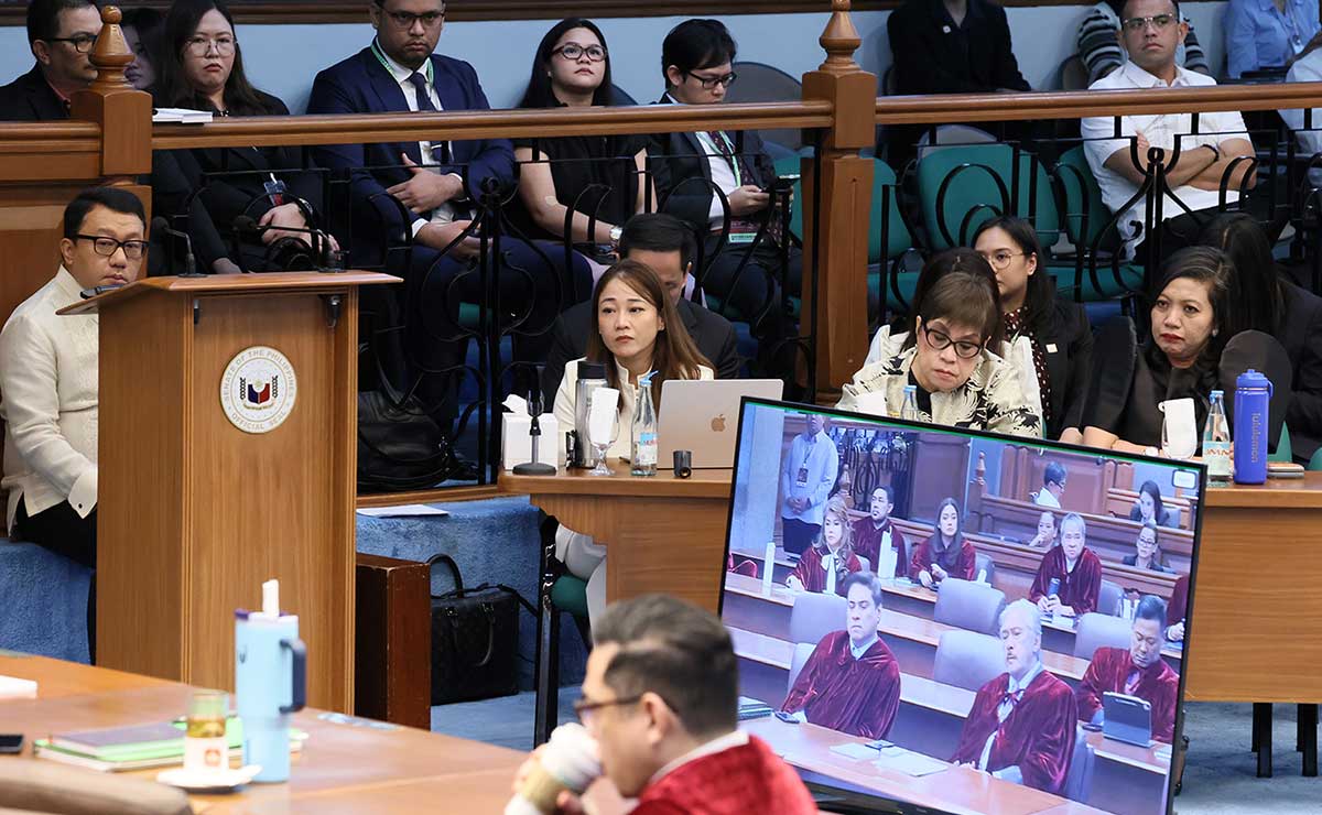 House prosecutors abandon witnesses, seek to question VP Duterte directly