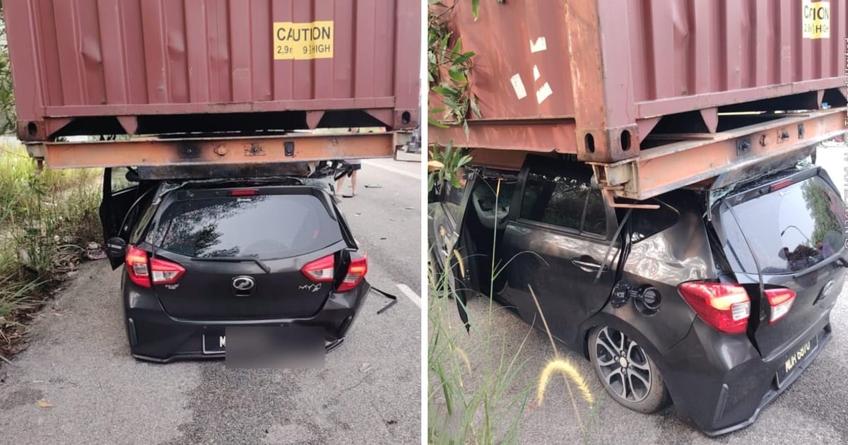 Pemandu Maut Selepas Kereta Merempuh Lori yang Berhenti
