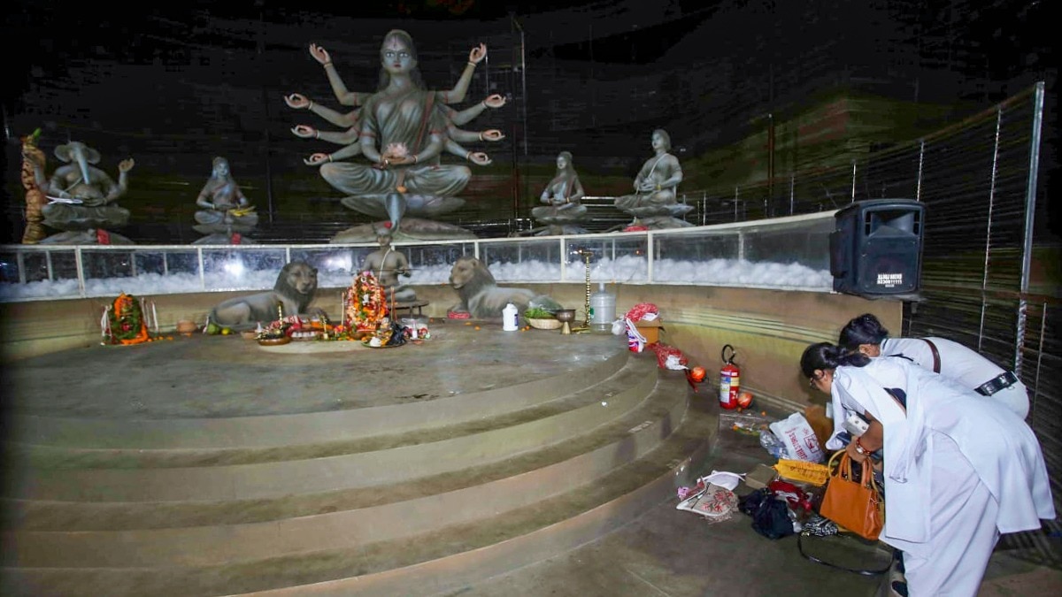 Poor lighting, cramped lanes heightened Chorbagan pandal disaster risk