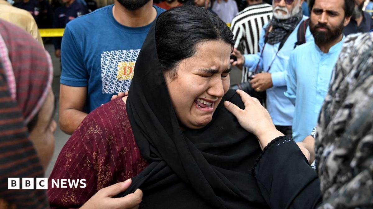 Pakistan hospital fire kills 14 newborns; access dispute emerges