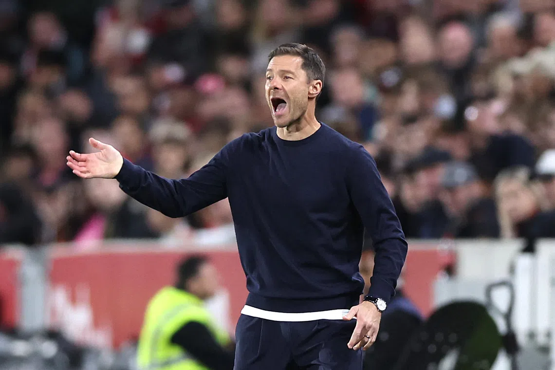 Chelsea's Alonso faces defensive crisis after Brentford thrashing