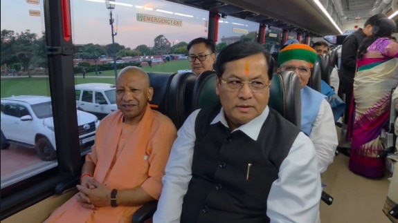 Indian leaders arrive at BRICS gala dinner at India Mandapam