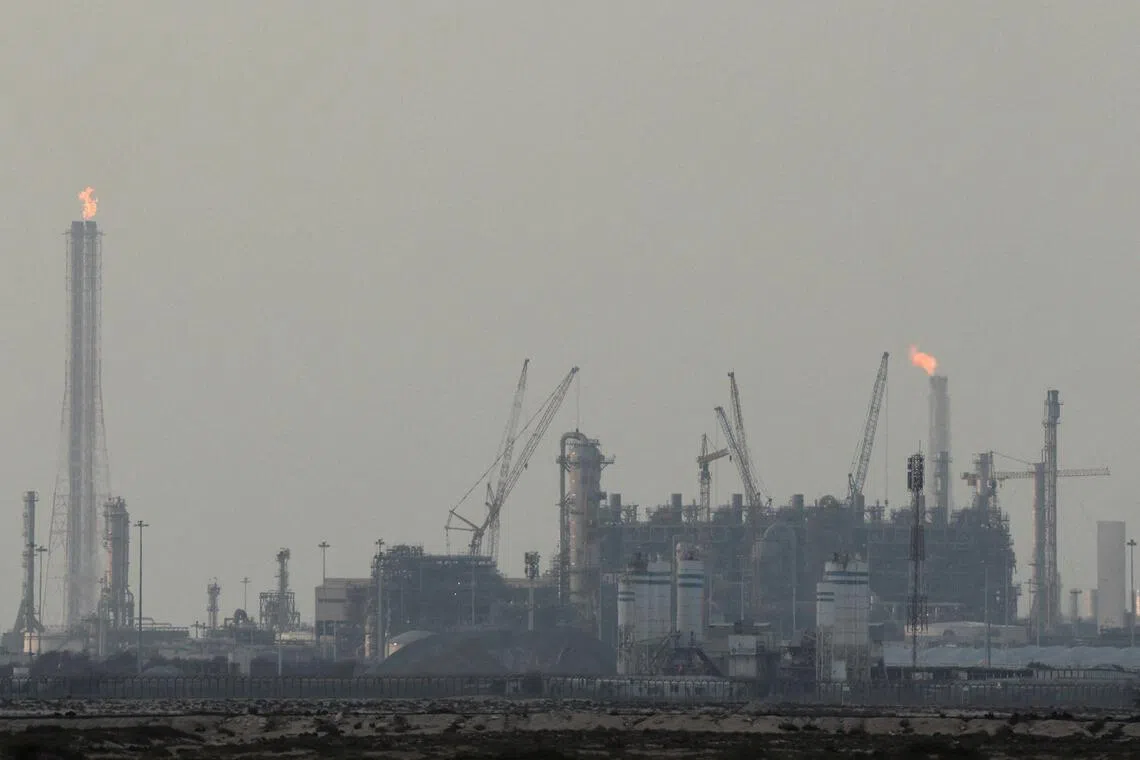 Qatar to expand LNG capacity by 2027 amid global supply pressures