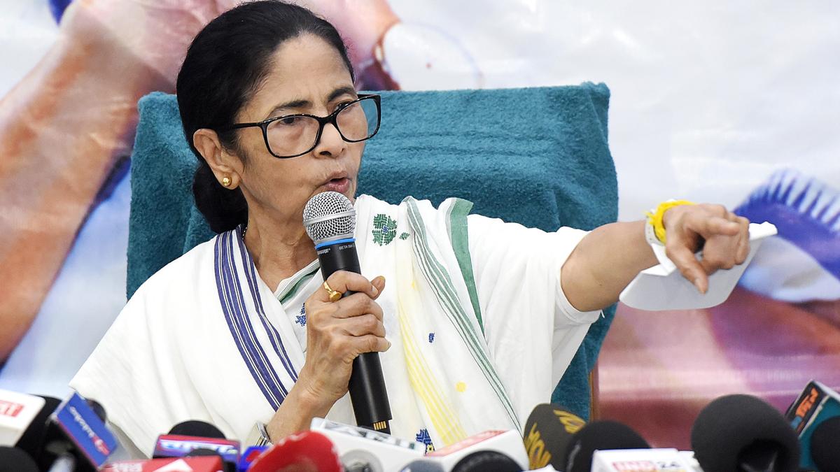 Mamata accuses BJP of blocking TMC rally route, restricting party leaders