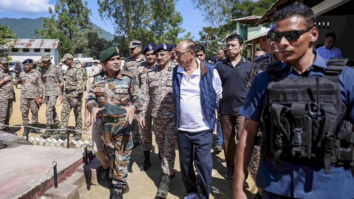मणिपुर में CRPF ने कुकी-जो विद्रोहियों का शिविर अधिग्रहण किया