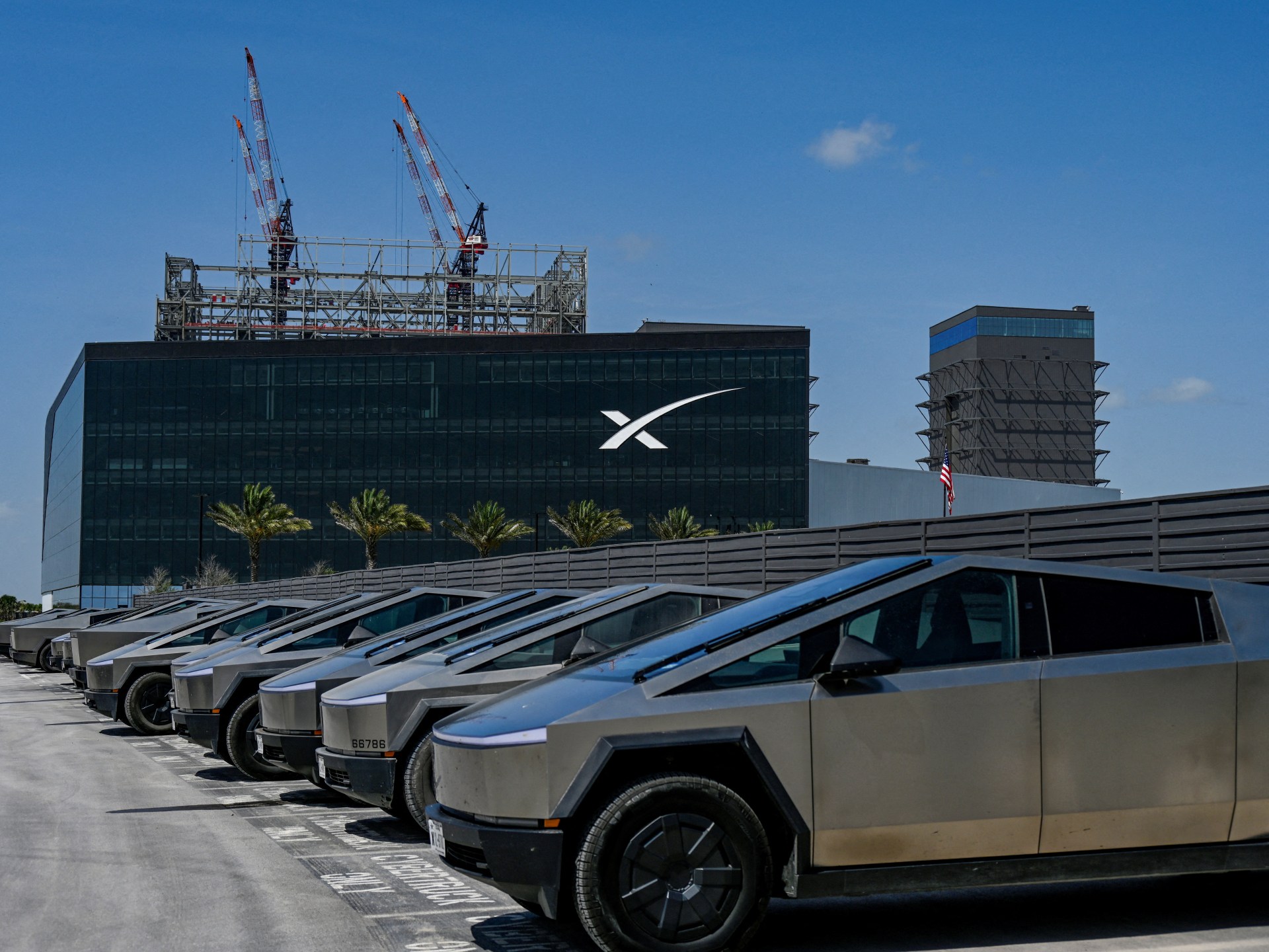 Musk's X Corp and SpaceX AI withdraw antitrust case against Apple
