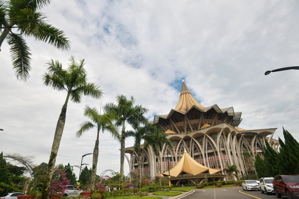 Sarawak dijangka peroleh 15 kerusi parlimen baharu dalam cadangan semula batas