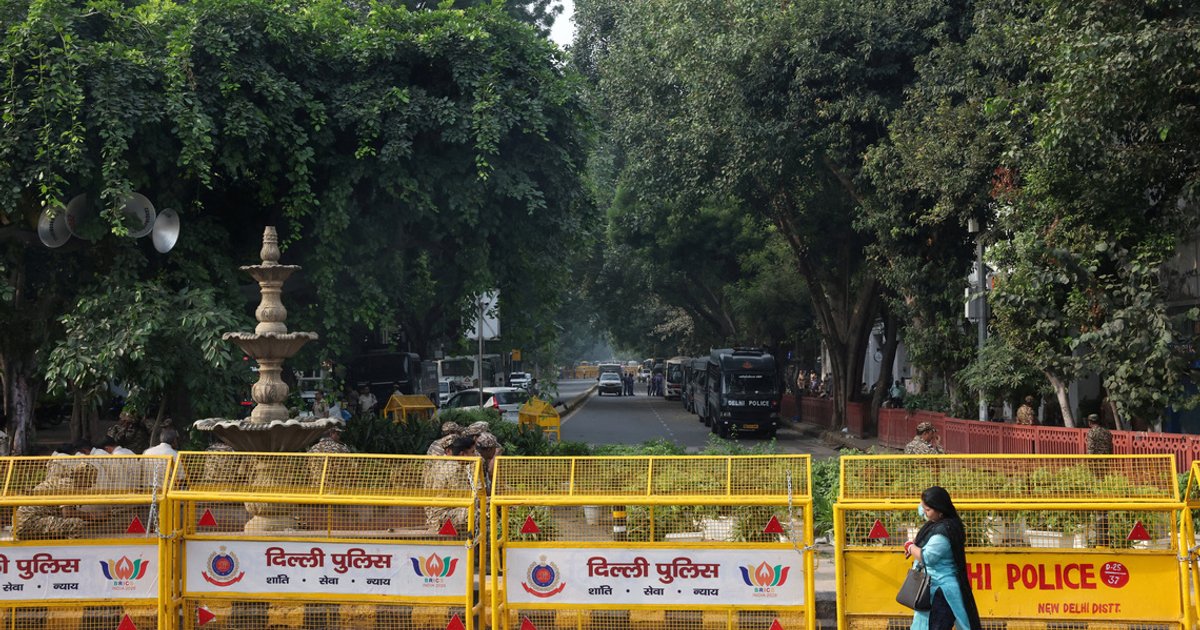 Delhi restricts metro, traffic as opposition protests electoral row