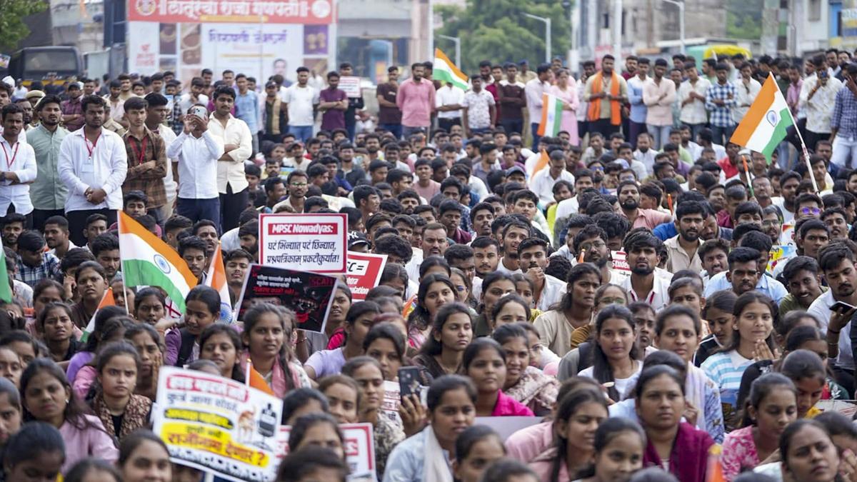 MPSC aspirants postpone Pune protest to October 2 pending CM talks
