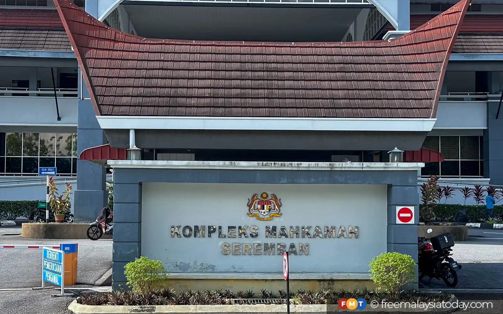 Setiausaha DKU N Sembilan mohon komital terhadap MB dan bekas exco