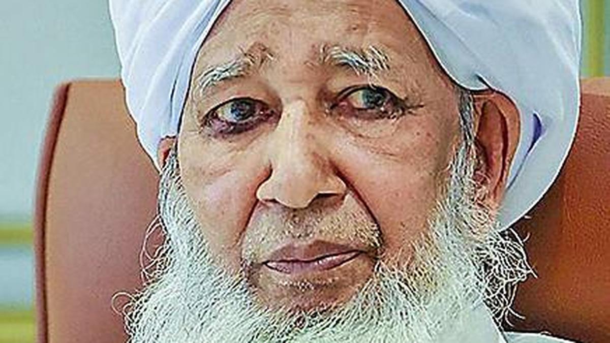 Kanthapuram denies advocating restrictions on women's freedoms