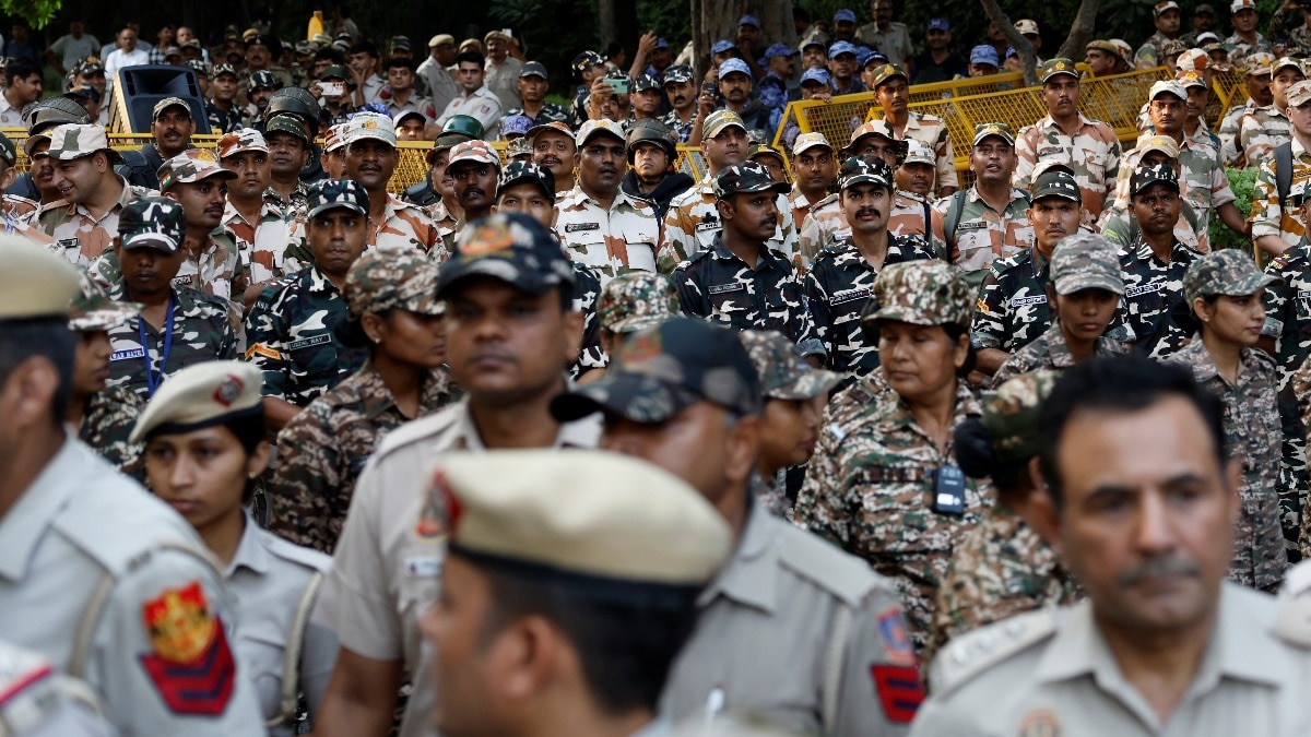 Gandhi's great-grandson detained by Mumbai police