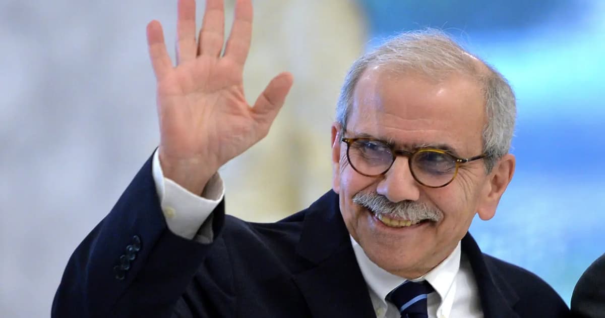 Lebanon PM tells Iran country cannot be regional conflict arena