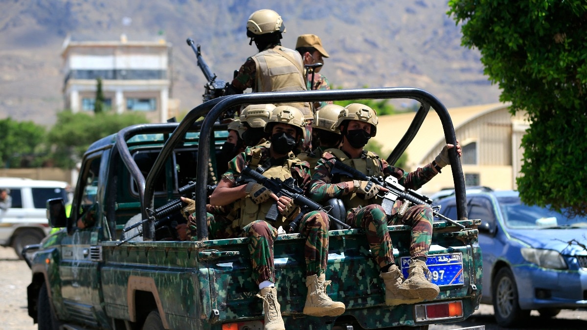 Saudi crown prince seeks Egyptian support amid escalating Houthi attacks