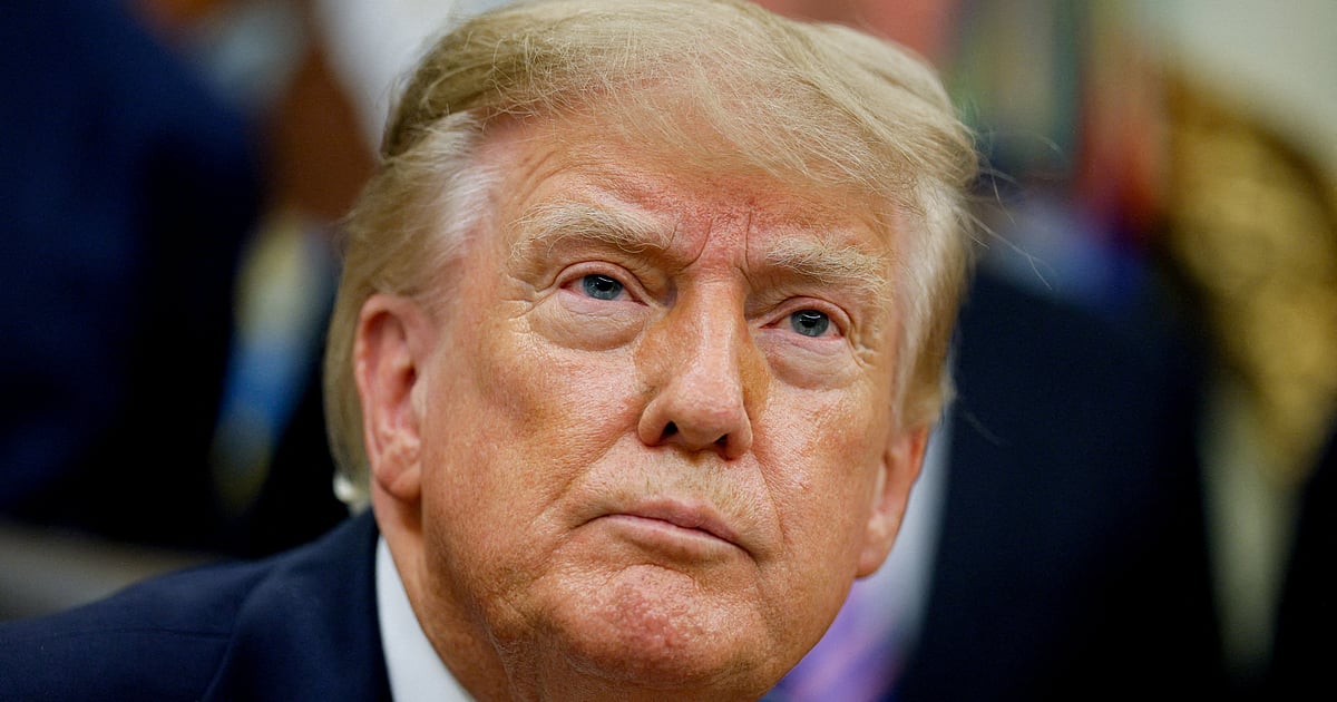 Trump bars major US news outlets from White House access