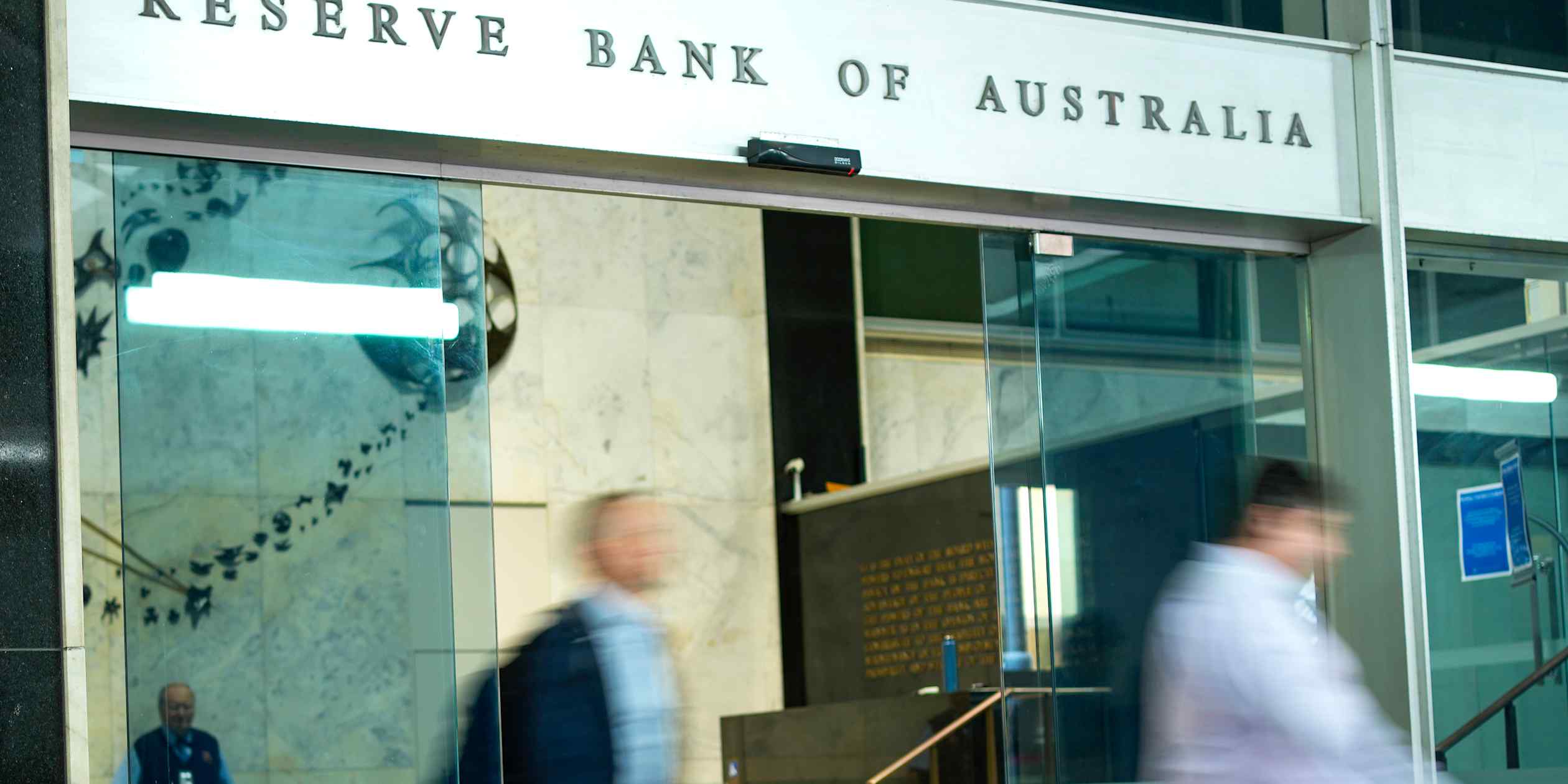 Australia's Central Bank Raises Rates to 15-Year Peak Amid Inflation Battle