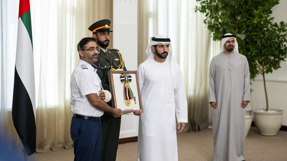 UAE recognises Indian pilot's bravery in flydubai cockpit incident