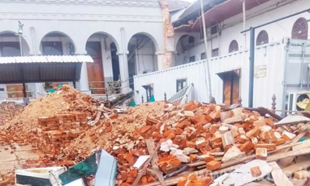 Heavy rain damages case files stored at Colombo District Court