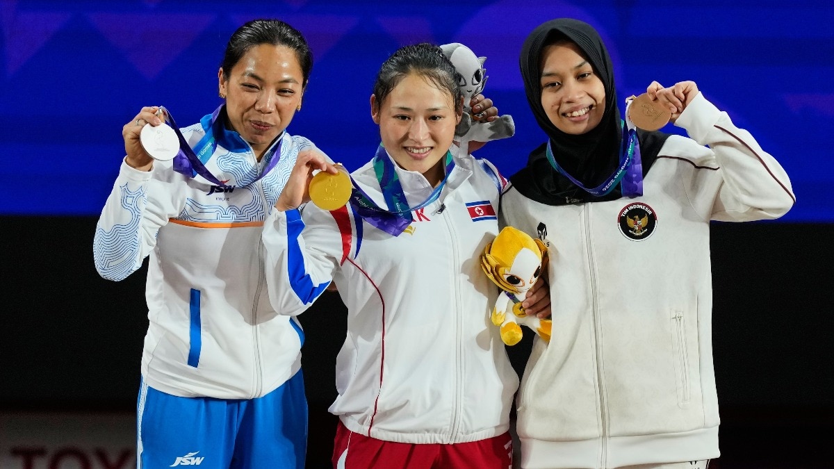 North Korea's Ri Seong-gum claims gold, ends India's weightlifting streak