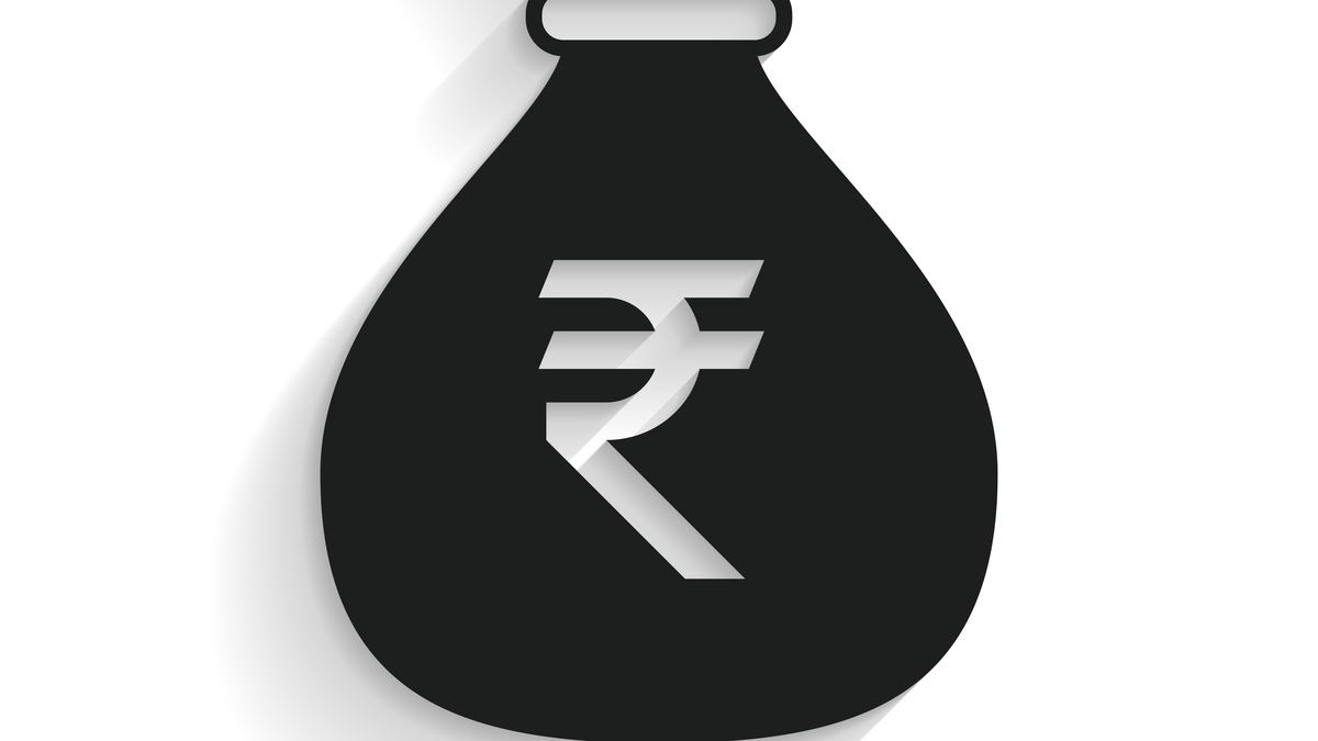 राजनीतिक दलों की धन व्यवस्था पर सवाल, चुनाव आयोग को करनी चाहिए कड़ी निगरानी
