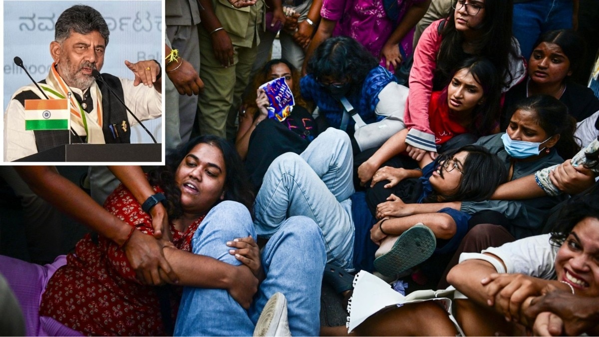 Karnataka CM protests in Delhi as state police detain protesters at home