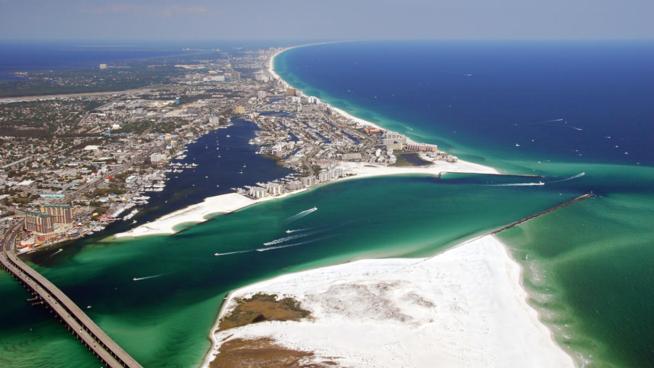 Florida creates artificial reefs from recycled concrete near Destin