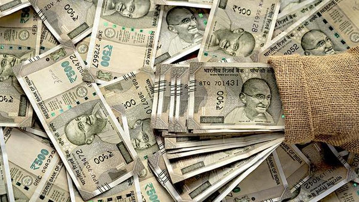 Vigilance Bureau seizes cash from GST official's home in Kerala