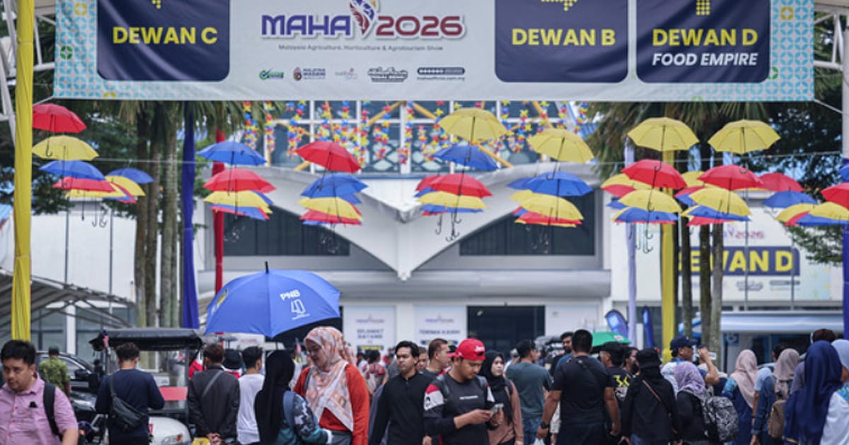 Dewan A MAHA 2026 Dibuka Semula Selepas Insiden Asap Dikawal
