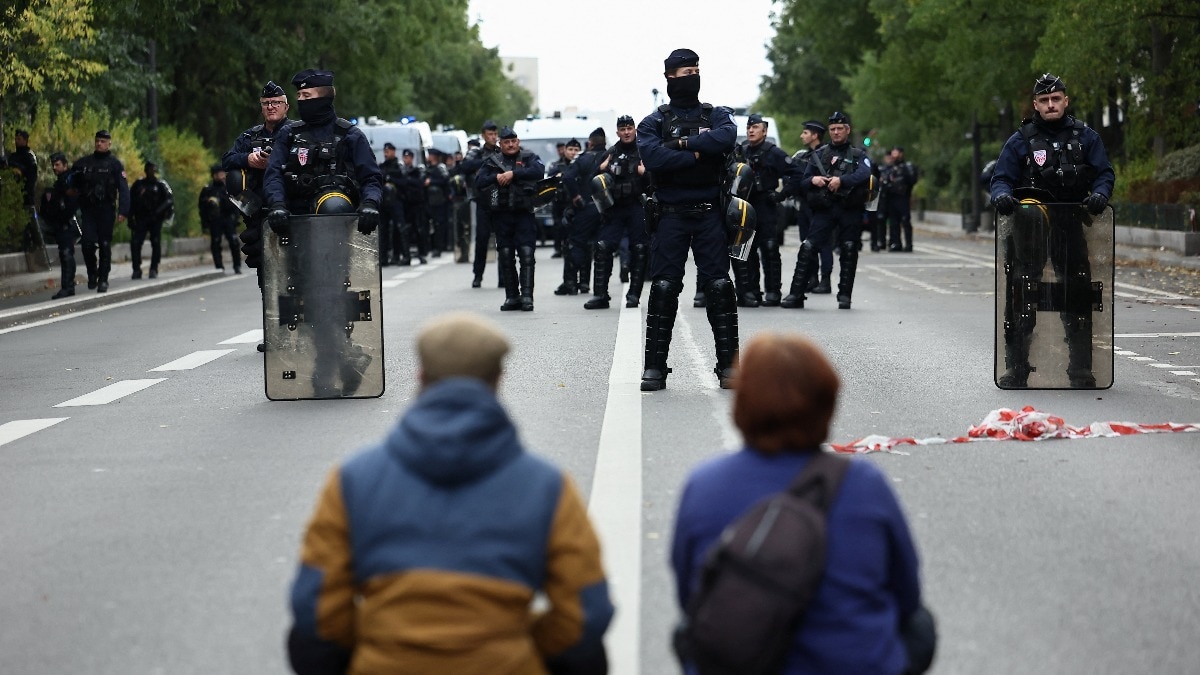France Mobilises Massive Police Force Amid Economic Unrest Fears
