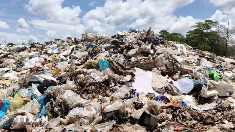 Malaysia tăng cường tái chế để giảm rác thải tại bãi rác