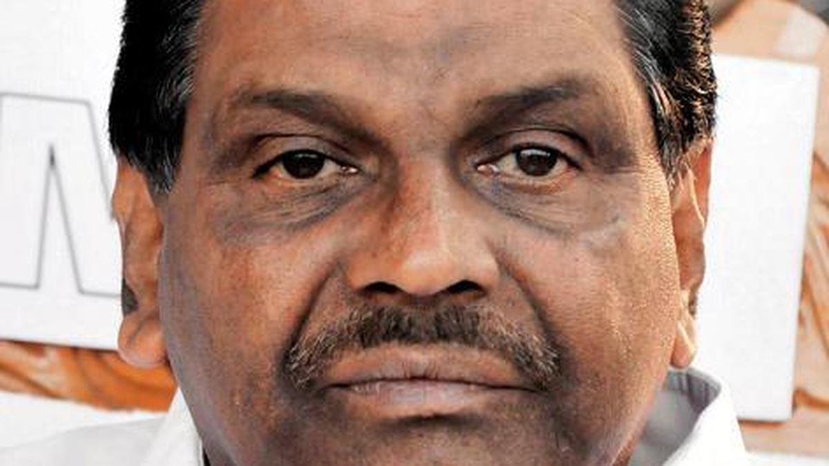 केरल विधानसभा निजी विश्वविद्यालय विधेयक वापसी के लिए प्रस्ताव पारित