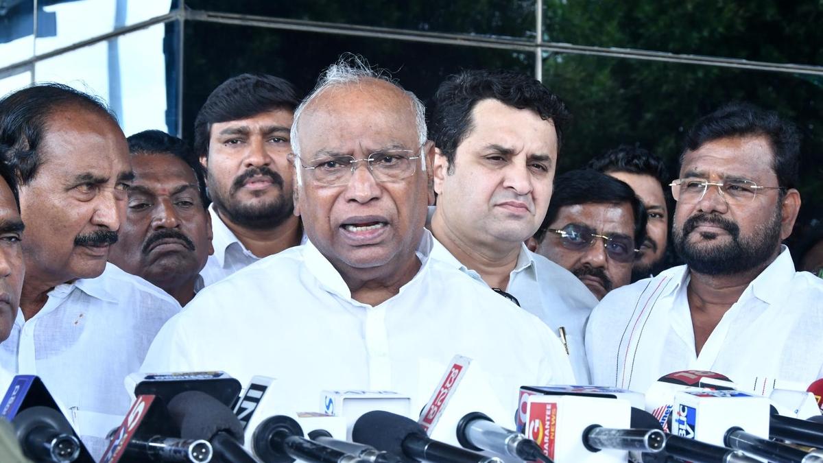 Congress chief urges PM Modi to aid Nepal flood victims