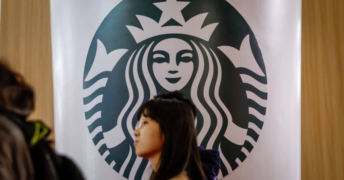 Kumpulan Hak Asasi dan Pembuat Undang-undang AS Kutuk Pembukaan Starbucks di Xinjiang