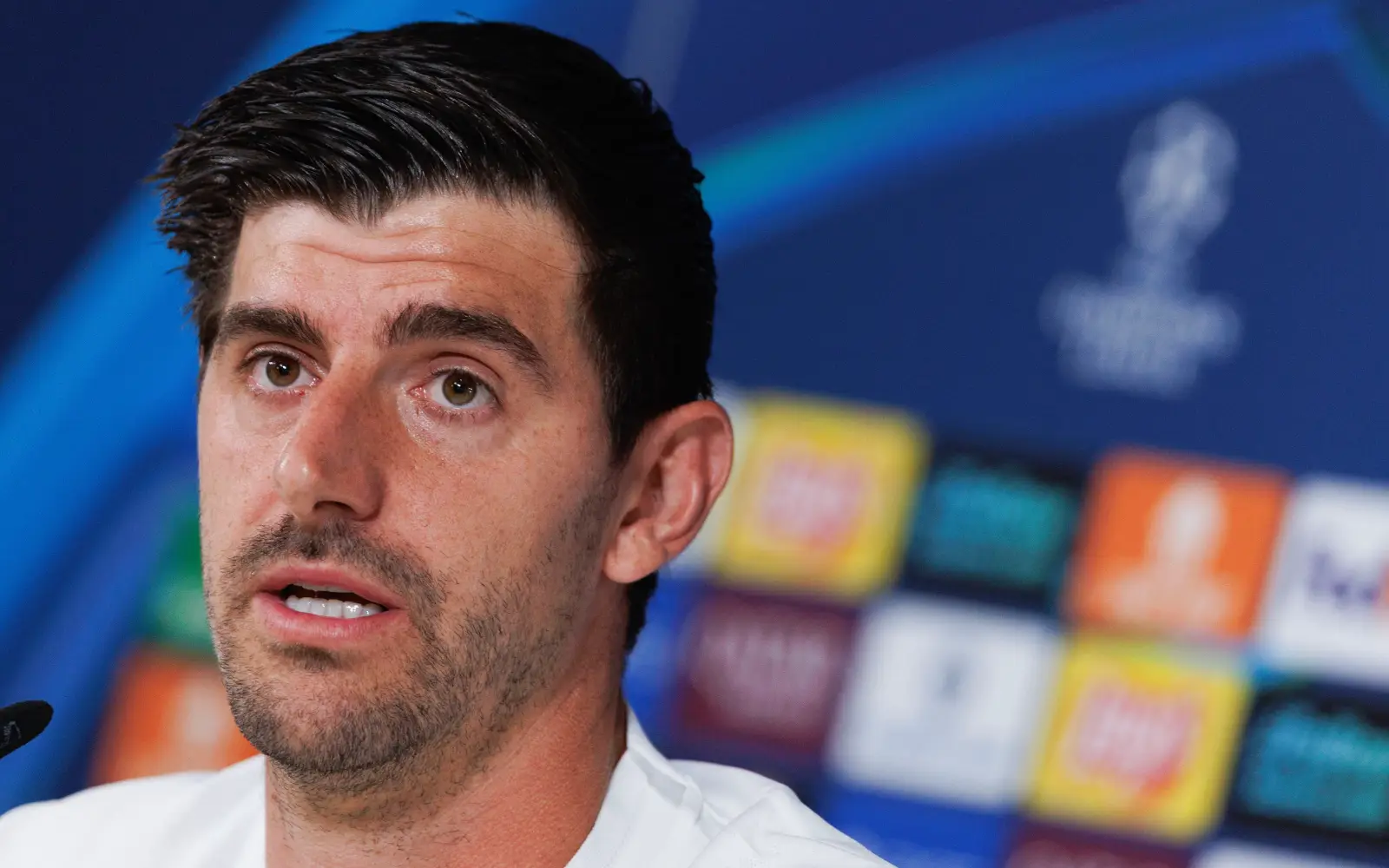 Courtois Absen dari Klasiko Barcelona, Lunin Siap Gantikan