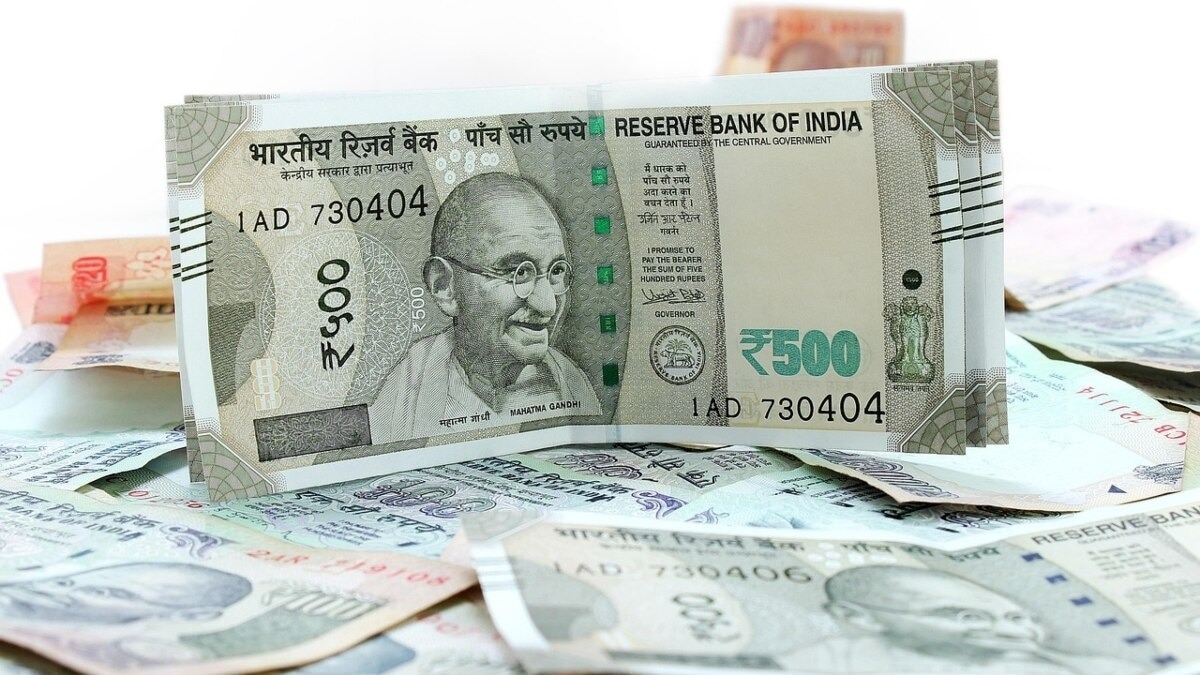 BSE warns investors on global ETF premium risks