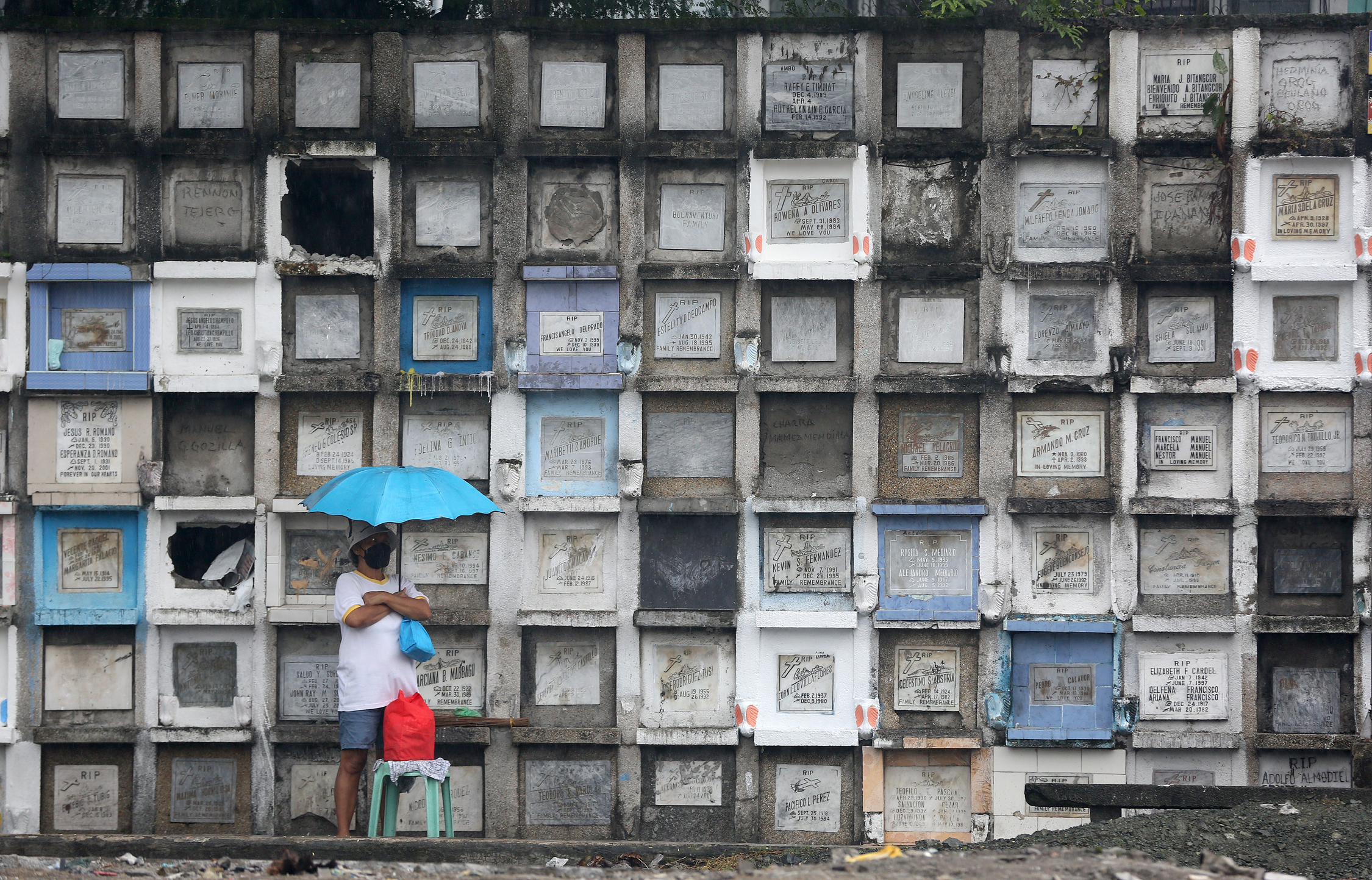 Quezon City sets guidelines for All Saints' Day cemetery visits