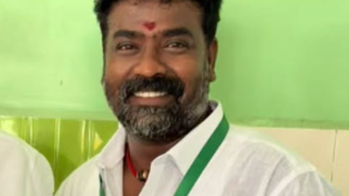 Tamil Nadu MLA seeks to quash FIR over unauthorized political banners