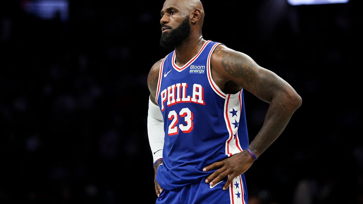 LeBron James debuts for 76ers in preseason loss to Nets