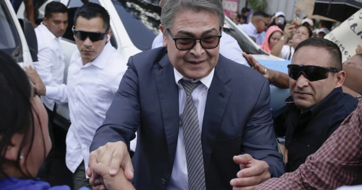 Mahkamah Honduras Batalkan Tuduhan Terhadap Bekas Presiden Hernandez