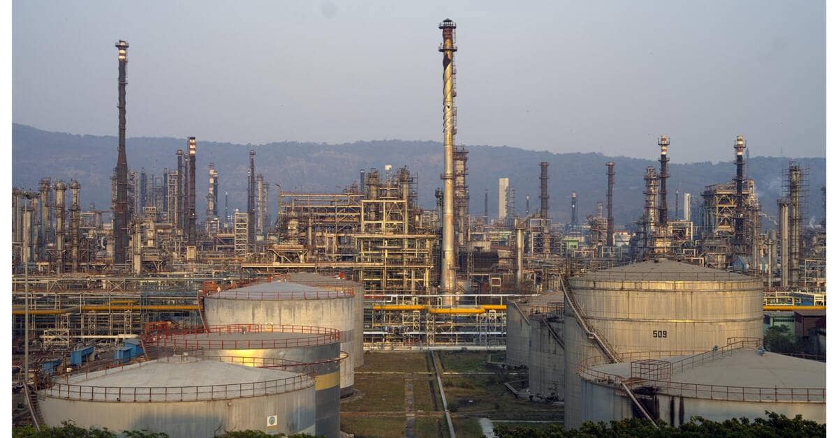 Indian refiners shift away from pricey Russian crude amid West Asia recovery