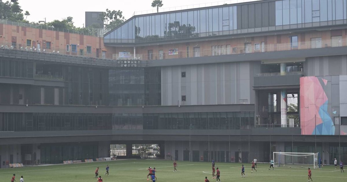Singapore air quality deteriorates as PM2.5 levels surge across island